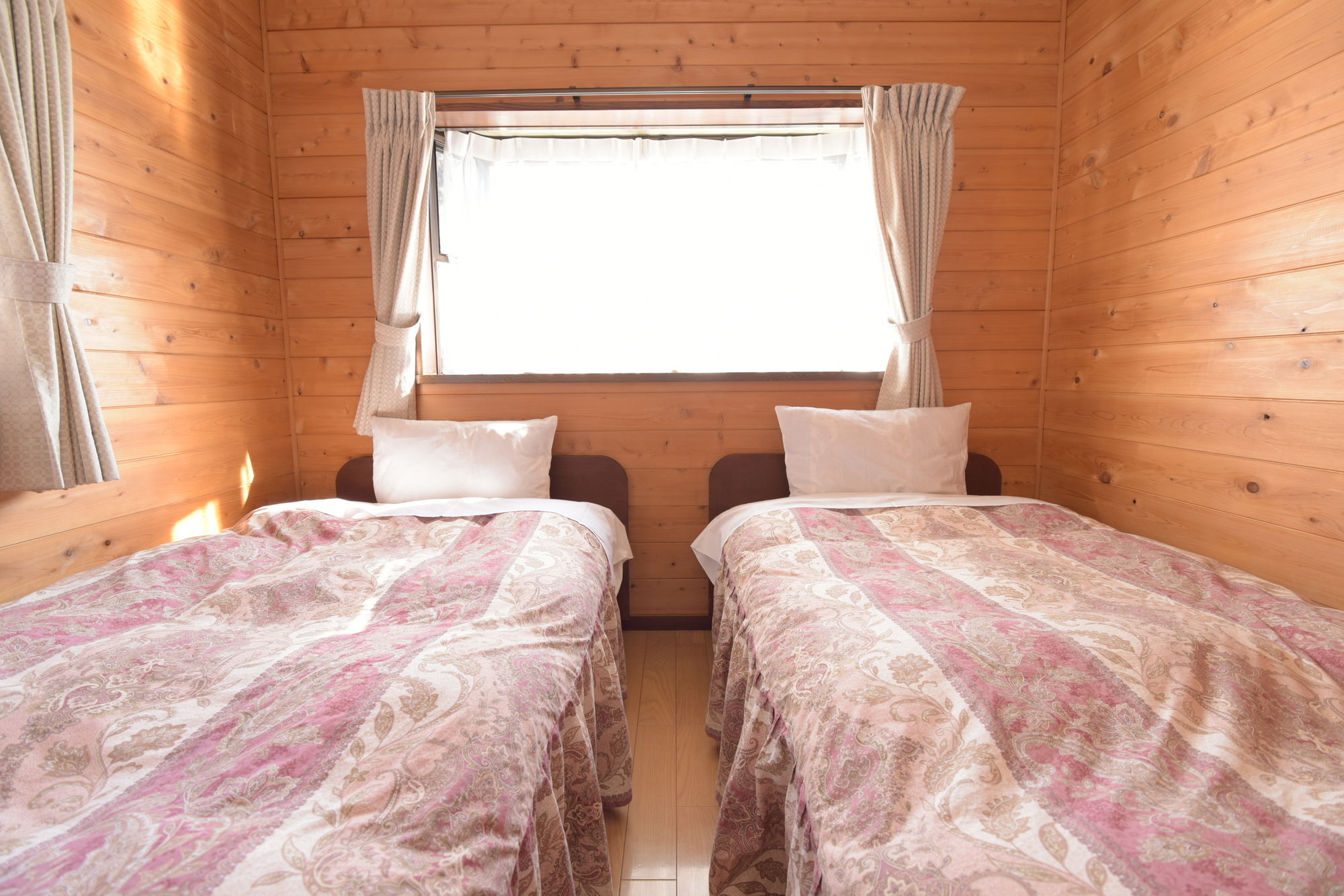פוג'יקאוואגוצ'יקו Kawaguchiko Country Cottage Ban מראה חיצוני תמונה