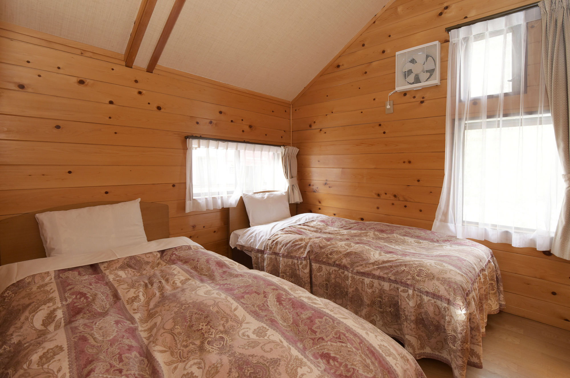 פוג'יקאוואגוצ'יקו Kawaguchiko Country Cottage Ban מראה חיצוני תמונה