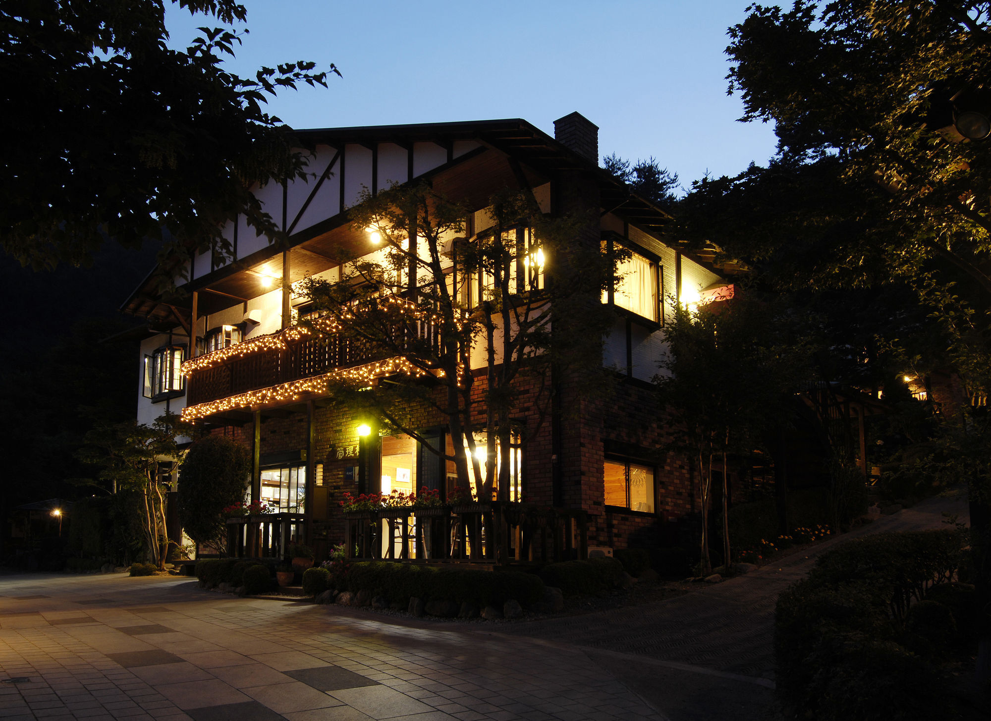 פוג'יקאוואגוצ'יקו Kawaguchiko Country Cottage Ban מראה חיצוני תמונה
