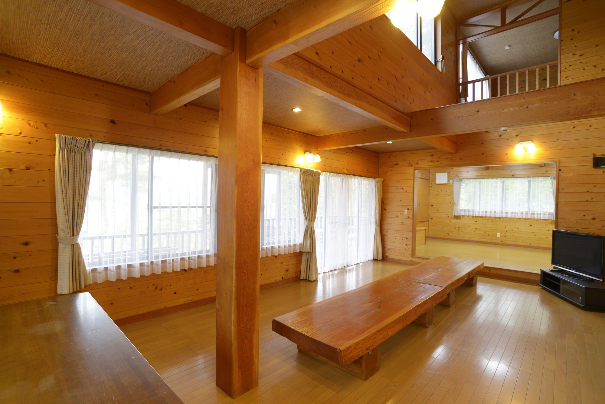 פוג'יקאוואגוצ'יקו Kawaguchiko Country Cottage Ban מראה חיצוני תמונה